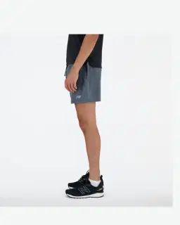 Short Deportivo Esencial New Balance 5" Hombre – 3/5