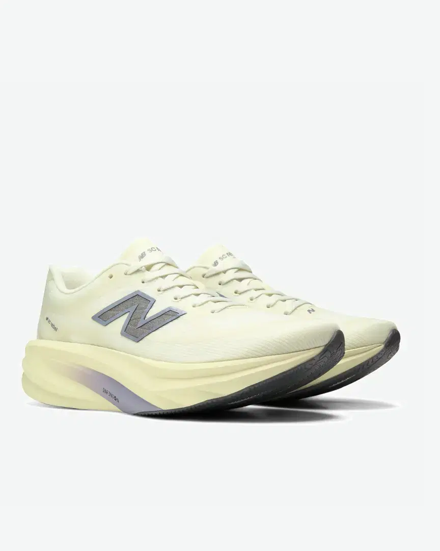 New Balance Supercomp Rebel W - WREBX10U (5) au meilleur prix !