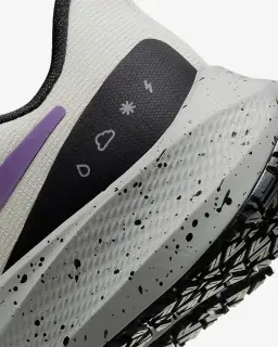 Nike Pegasus 39 Shield Mujer – 3/4