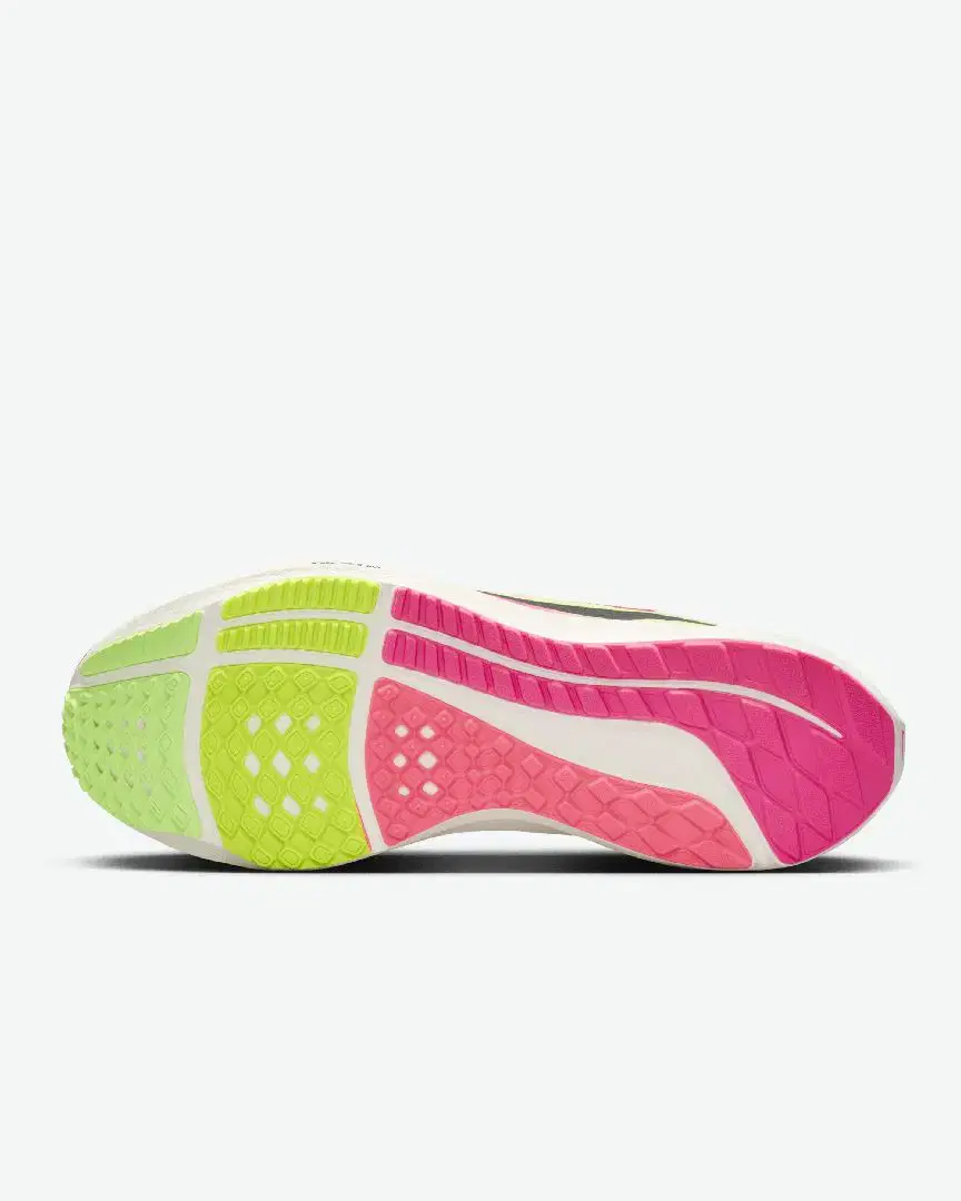 Nike Pegasus 40 Premium M - FQ8111-331 (1) au meilleur prix !
