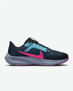 Nike Pegasus 40 SE Mujer – 3/4
