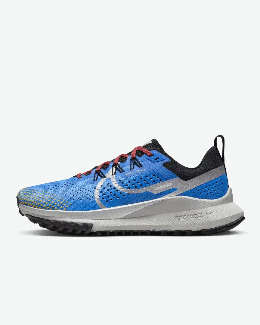 Nike Pegasus Trail 4 W - Women (6) au meilleur prix !
