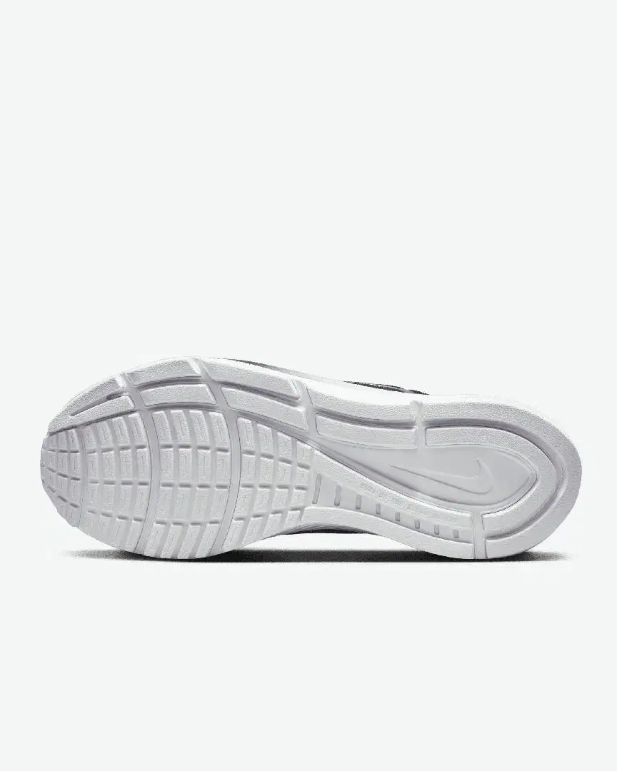 Nike Structure 24 Premium W - DX9626-001 (1) au meilleur prix !