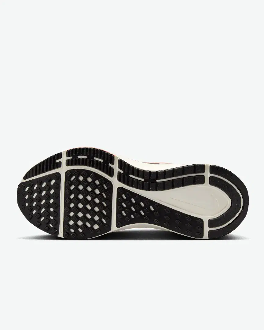 Nike Structure 25 W - DJ7884-800 (1) au meilleur prix !
