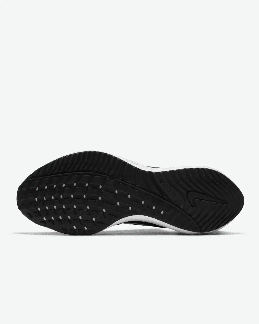 Nike Vomero 15 M - CU1855-001 (1) au meilleur prix !