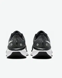 Nike Vomero 17 Wide Hombre – 5/5