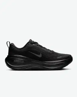 Nike Vomero Plus Mujer – 3/4