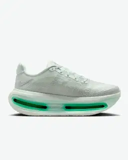 Nike Vomero Premium Mujer – 3/4