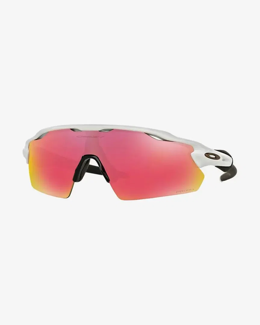Oakley Radar EV Pitch