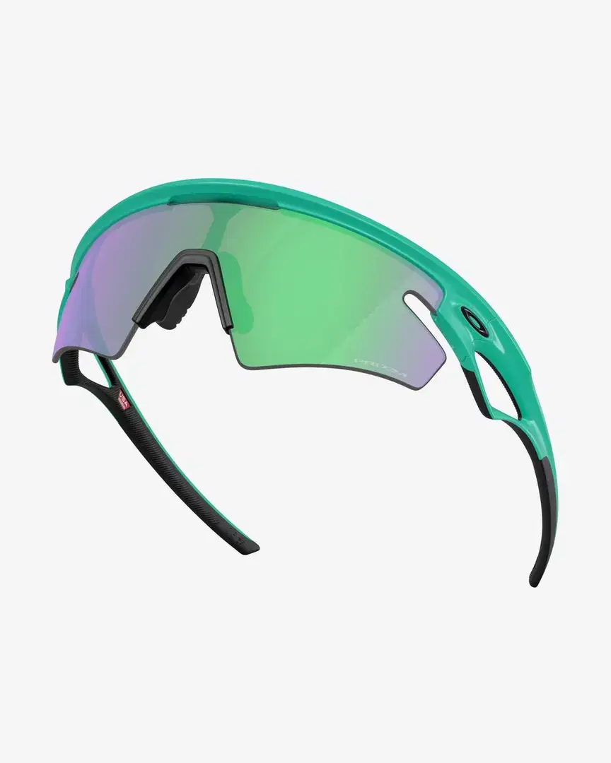 Oakley Sphaera Slash - OO9499-94991436 (3) au meilleur prix !