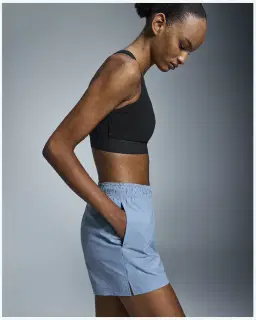 On Running Pantalones Cortos Core 3Cm Mujer – 3/5