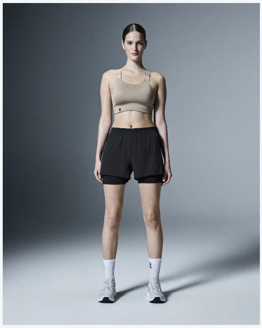Pantalones cortos de rendimiento On Running 3Cm 2/1 Mujer