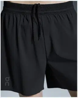 On Running Pantalones Cortos de Rendimiento 5Cm 2/1 Hombre – 4/5