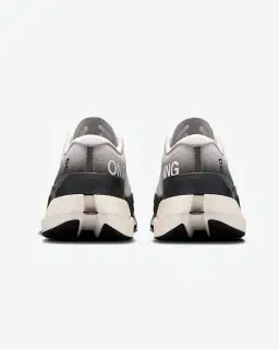 On Running Cloudboom Max Hombre – 5/5