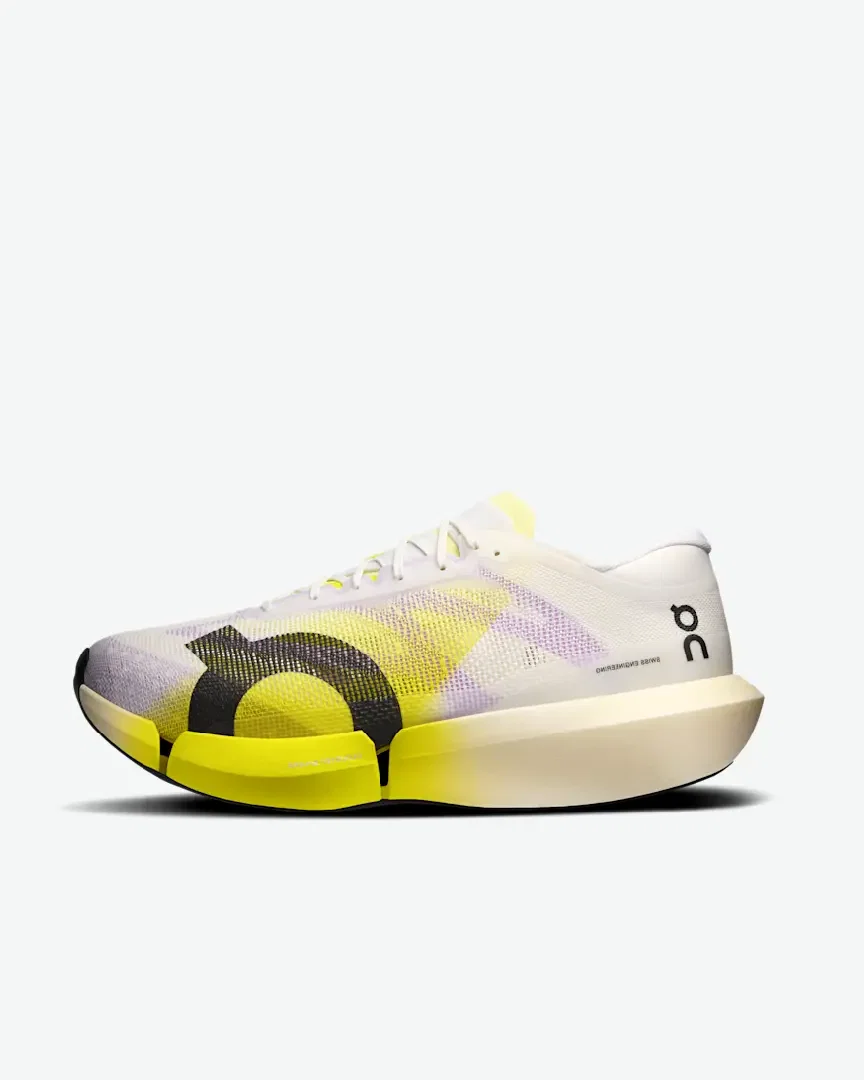 On Running Cloudboom Strike 2 Unisex