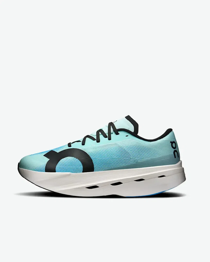 On Running Cloudboom Volt Hombre