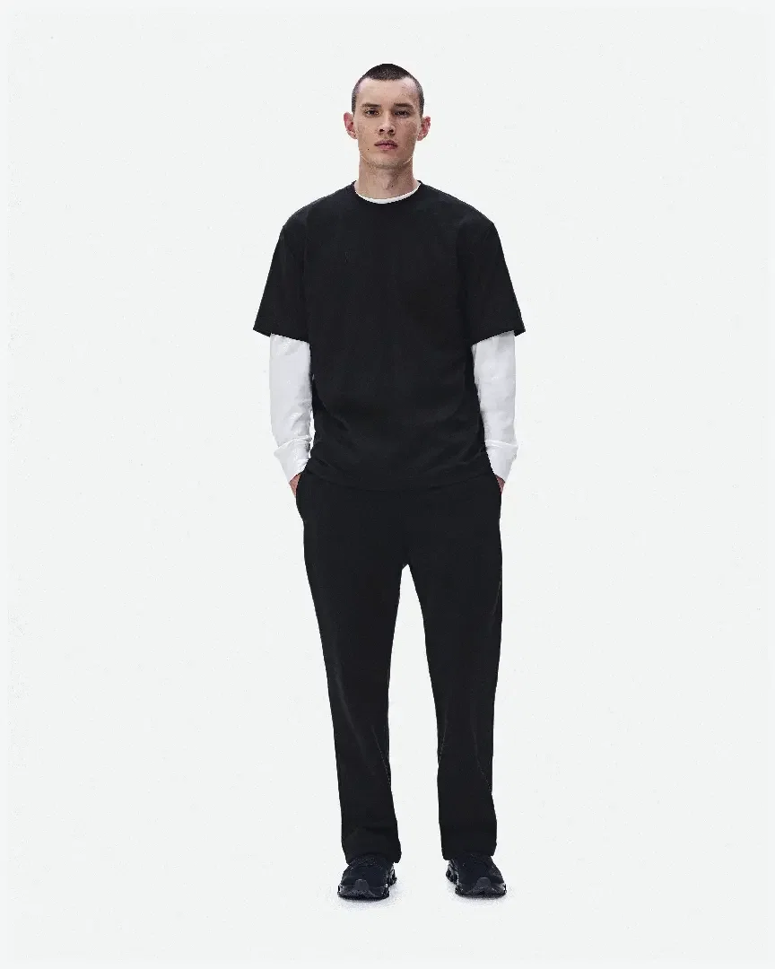 On Running Club Collective-T Runner M