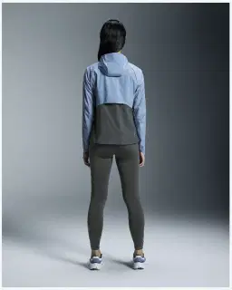 Chaqueta Core Mujer de On Running – 2/5