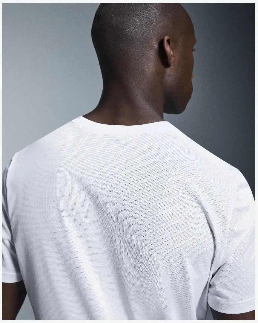 Camiseta On Running Core-T M - 1ME10430069 (4) au meilleur prix !