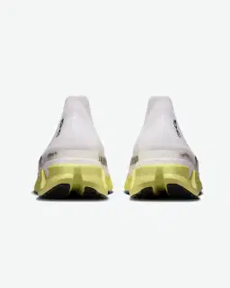 On Running Lightspray Cloudmonster 3 Hyper Unisex – 4/5