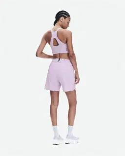 On Running Crop de Rendimiento Mujer – 3/5