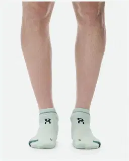 Calcetín bajo de rendimiento On Running Unisex – 1/3