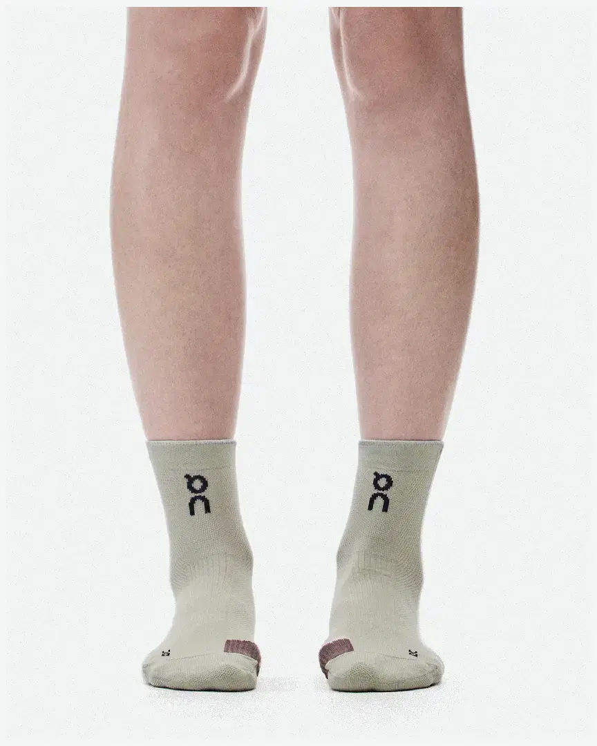 Calcetines de rendimiento medio On Running - Unisex (18) au meilleur prix !