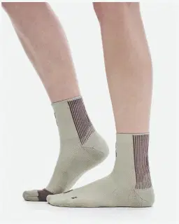 Calcetines de rendimiento medio On Running Unisex – 2/3
