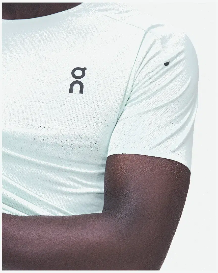 Camiseta On Running Performance-T M - 1ME10234958 (3) au meilleur prix !