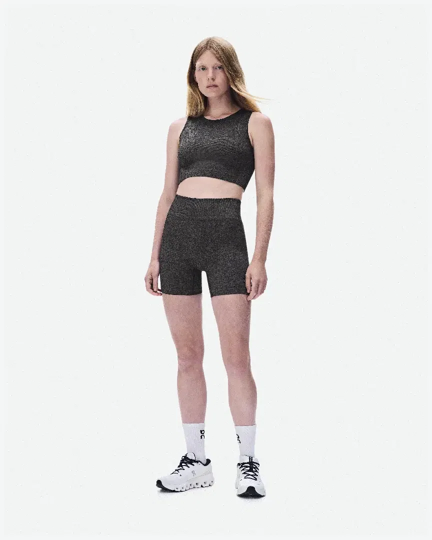 On Running Studio Knit Shorts W