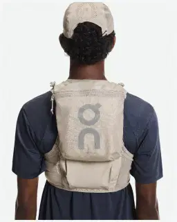 On Running Ultra Vest Pro Unisex – 3/5