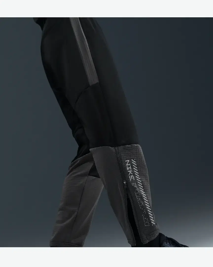 Pantalón de Invierno Nike Challenger Therma-Fit M - HV2673-010 (2) au meilleur prix !
