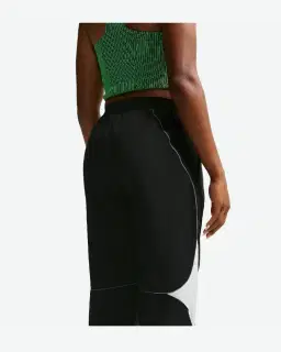 Pantalón Dri-Fit Nike Swoosh Mujer – 3/4