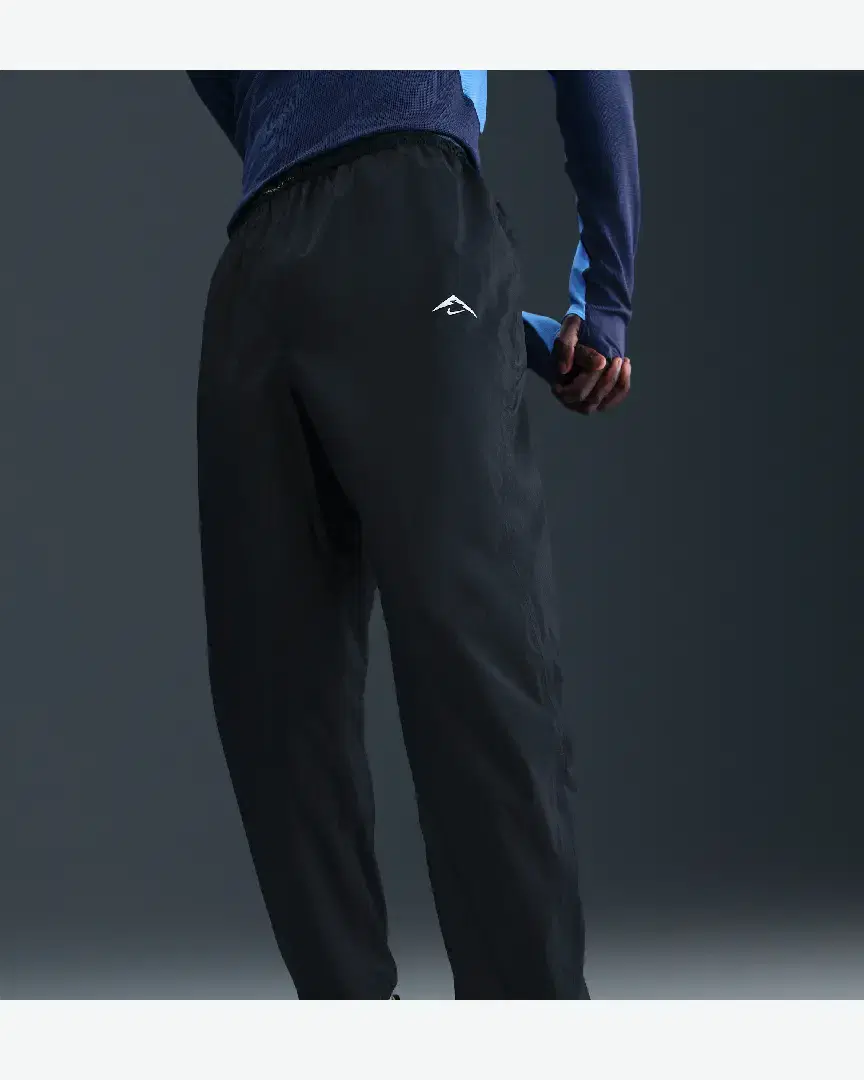 Pantalón Impermeable Storm-Fit Adv Nike Trailwind M - HV2159-010 (1) au meilleur prix !