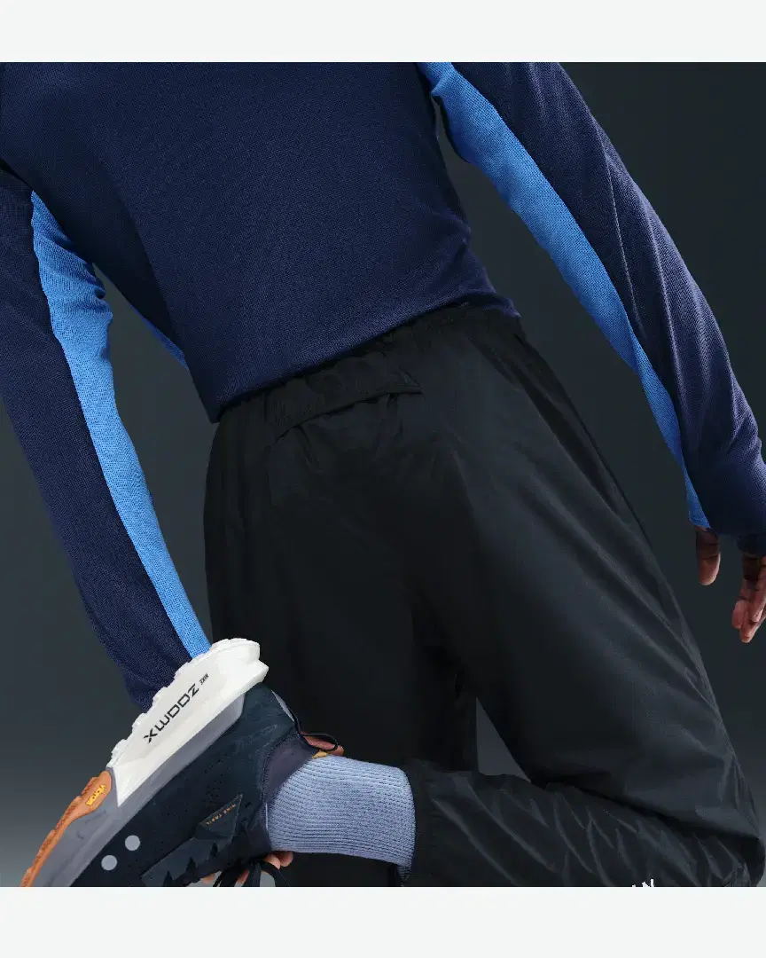 Pantalón Impermeable Storm-Fit Adv Nike Trailwind M - HV2159-010 (2) au meilleur prix !