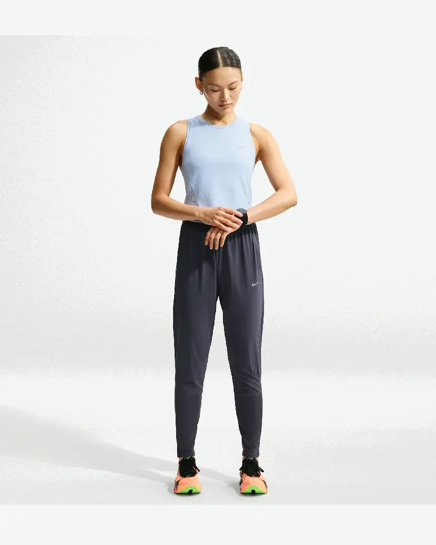Pantalón de cintura media Dri-Fit Nike Swift W