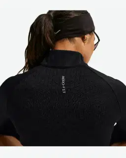 Sudadera 1/2 Zip Nike Swift Aero-Fit Mujer – 2/4