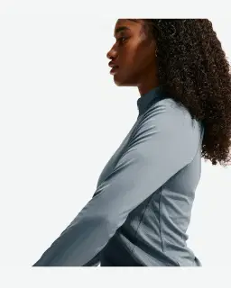 Sudadera 1/4 Zip Dri-Fit Nike Tempo Mujer – 3/4