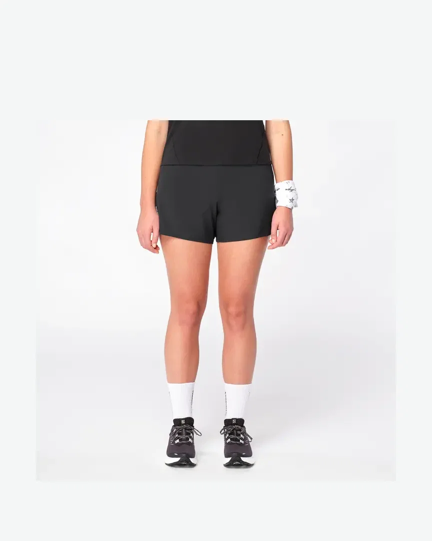 Salomon Shakeout Core Shorts 4" Mujer