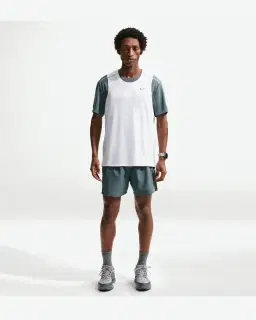 Pantalón corto 13 cm 2 en 1 Dri-Fit Nike Miler Hombre – 1/4