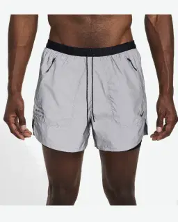 Pantalón corto 2-en-1 10 cm con estampado reflectante Dri-Fit Adv Nike Running Division Hombre – 2/4