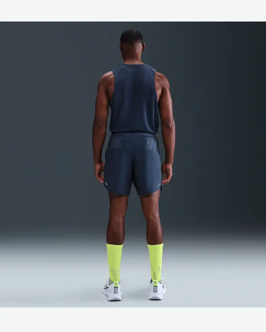 Corto 2-En-1 18 Cm Dri-Fit Nike Stride M - DM4759-437 (3) au meilleur prix !