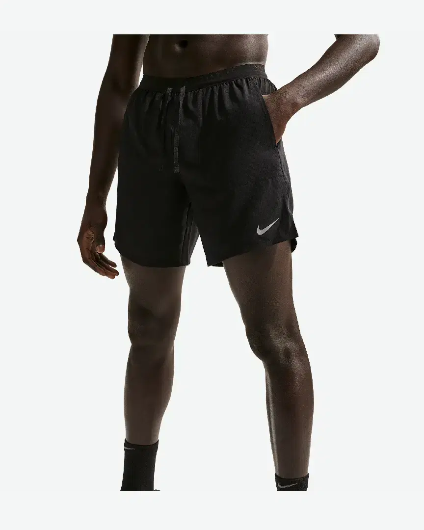 Corto 2-En-1 18 Cm Dri-Fit Nike Stride M - IF2036-010 (1) au meilleur prix !