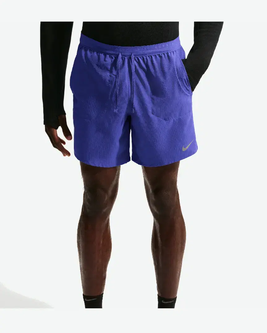 Corto 2-En-1 18 Cm Dri-Fit Nike Stride M - IF2036-430 (1) au meilleur prix !