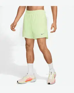 Short 2-en-1 Dri-Fit Nike Challenger 13 cm Hombre – 1/4