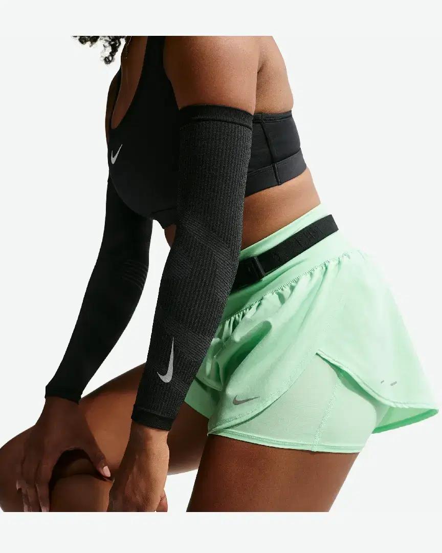 Short 2-en-1 Dri-FIT de cintura alta Nike Flow W - IF1497-391 (3) au meilleur prix !