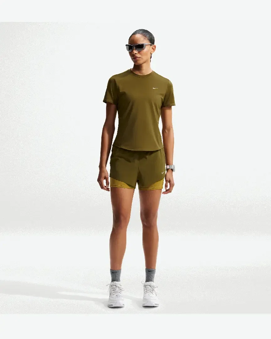 Short 2-en-1 de talle media alta Dri-Fit Nike Swift W