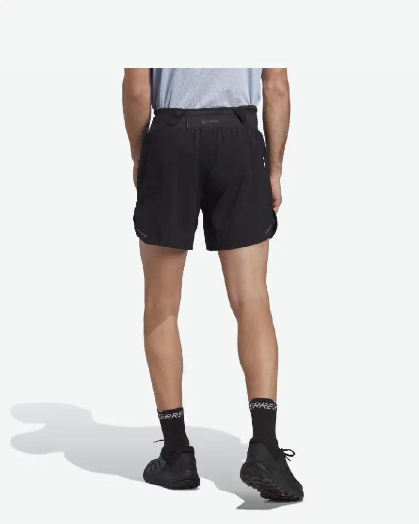 Pantalón corto Adidas de trail running Terrex Agravic M - HT9395 (1) au meilleur prix !