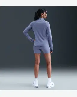 Pantalón corto ajustado de cintura alta con bolsillos 10 cm Nike Swift Mujer – 4/4