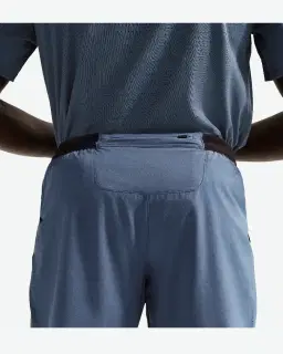 Short con pantalón corto integrado de 10 cm Dri-Fit Adv Nike Aeroswift Hombre – 3/4